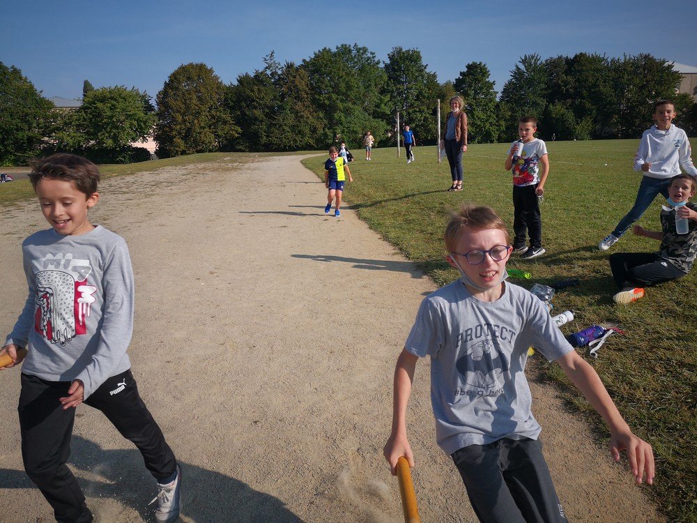 Nos enfants rêvent de passer du temps sur les jeux vidéo pendant les  vacances de la Toussaint - France Bleu